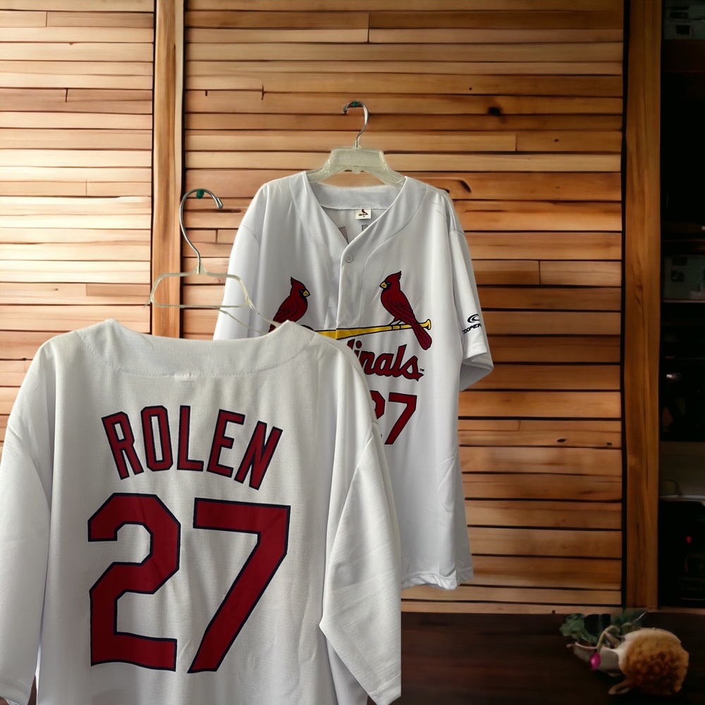 St Louis Cardinals St Louis Cardinals, #27 Rolen. There are stains, on sleeves.
